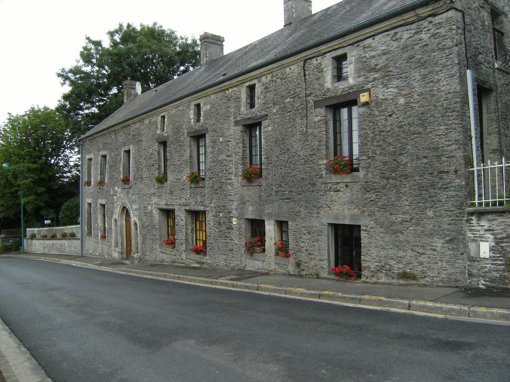 Le Relais Du Mont Chauve Bed and Breakfast Caumont-Sur-Aure Buitenkant foto